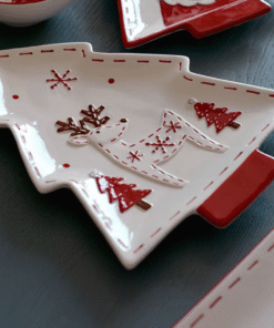 REINDEER - CHRISTMAS TREE SHAPED CERAMIC PLATTER