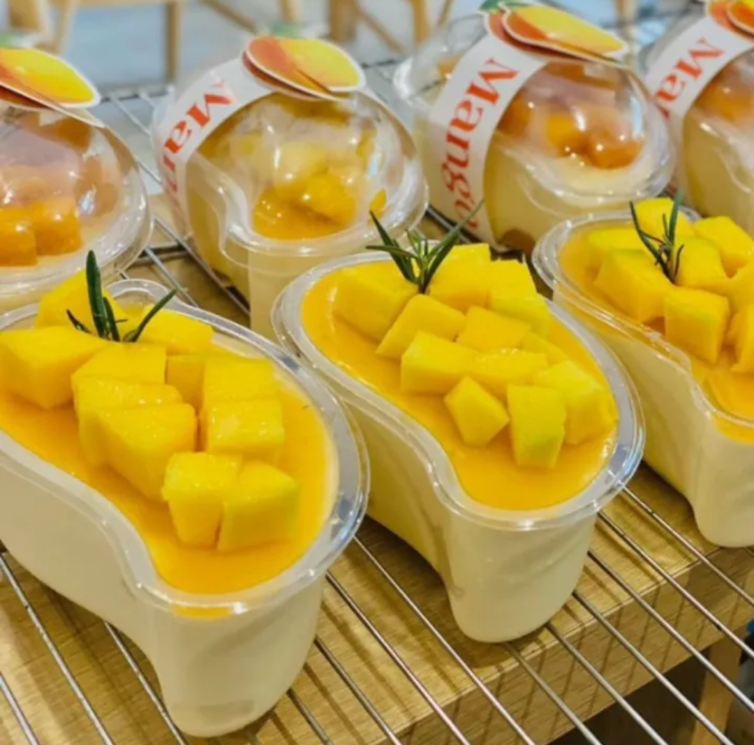 MANGO SHAPE DESSERT CONTAINERS WITH LIDS ( 1 PACK = 50 PIECES ) - Image 9