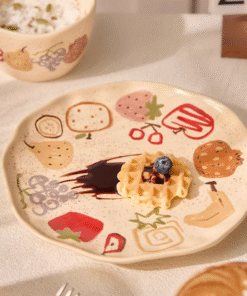Alternative view of THE PICNIC DESSERT PLATE - CERAMIC (SINGLE PIECE)
