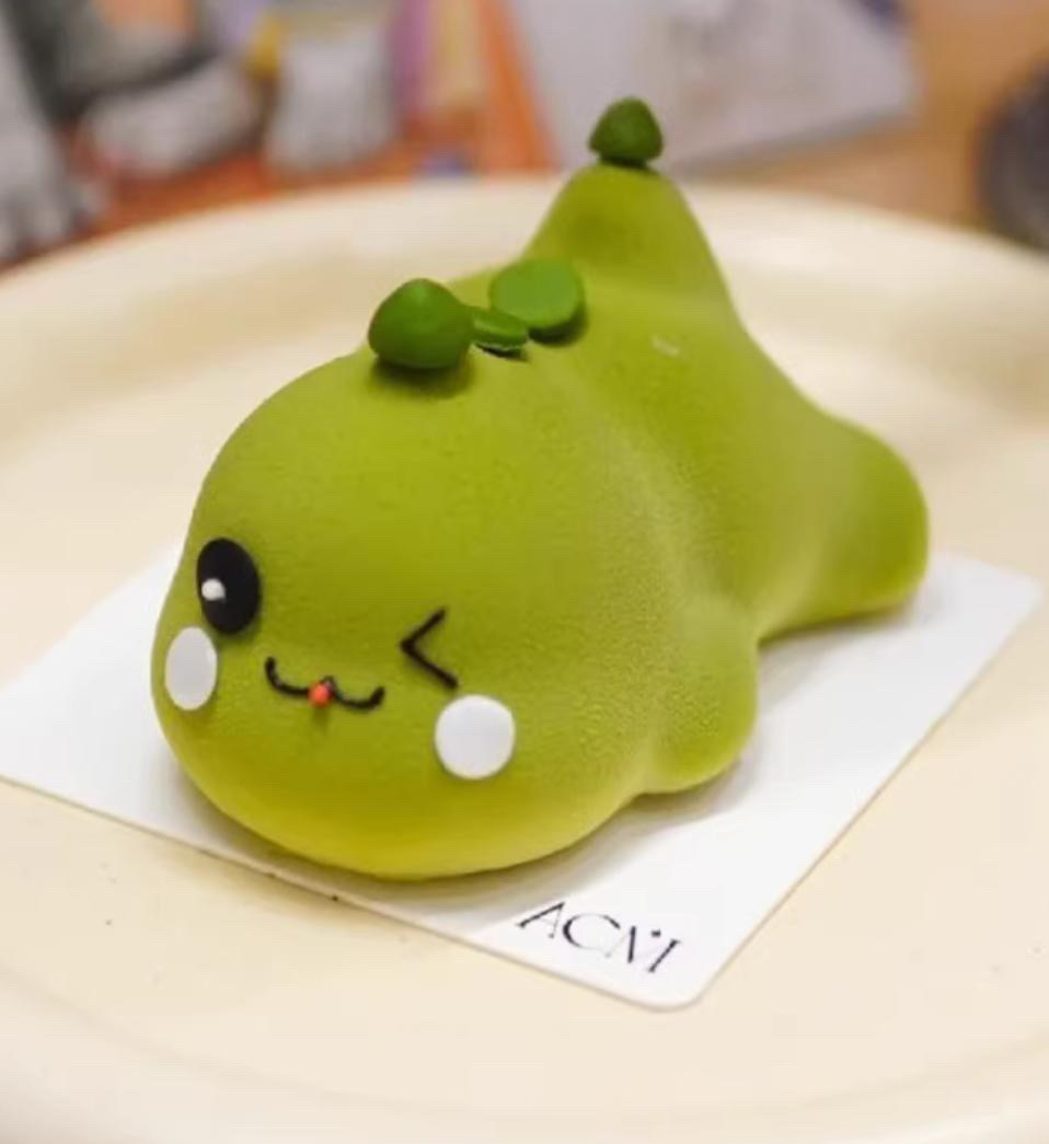 3D BABY DINOSAUR MOULD - PASTRY MOULD - SILICON MOULD - DINO MOULD - DESSERT MOULD - Image 4